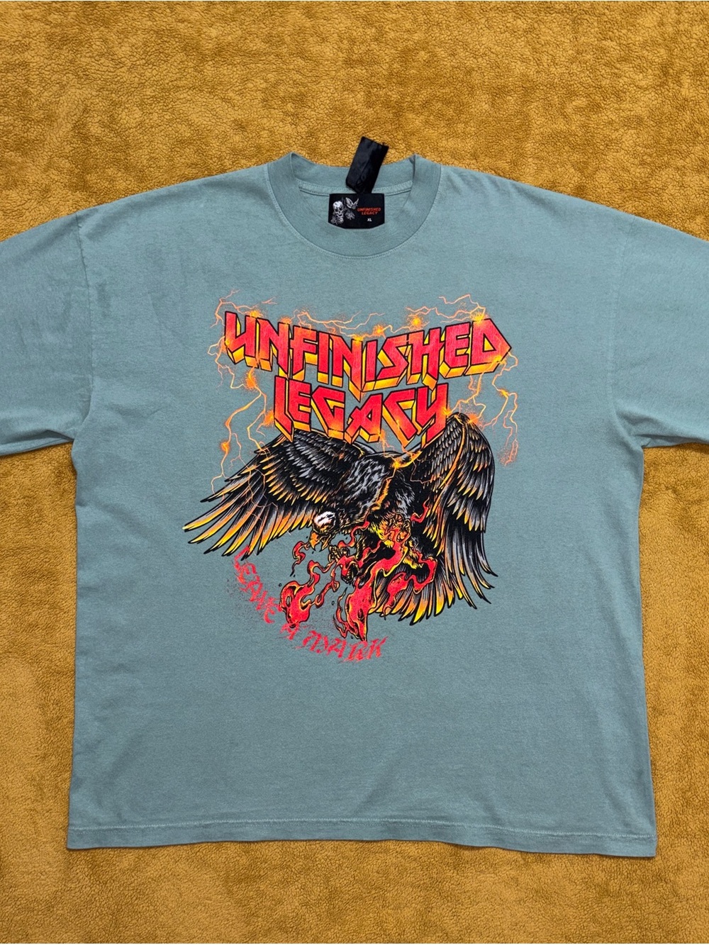 Unfinished Legacy Eagle Graphic T Shirt Men’s XL Washed Sage Green Streetwear